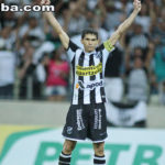 Agora é oficial! Magno Alves assina contrato e é mais um reforço do Ceará para a temporada 2017