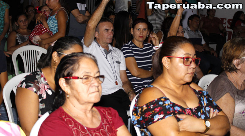 CCRC realiza noiote da Restauração em Taperuaba