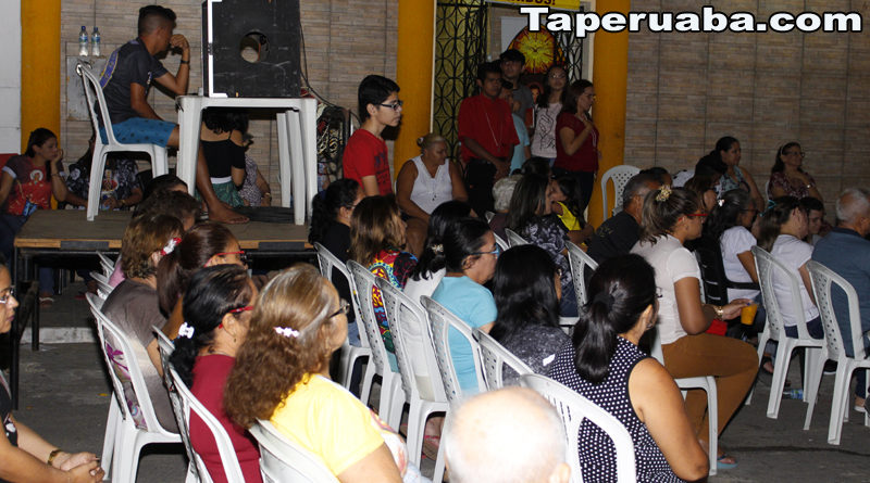 CCRC realiza noiote da Restauração em Taperuaba