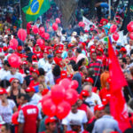 PT emite Nota, diz que Lula é candidato e sentença é farsa orquestrada pela Globo