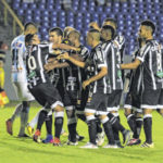 Na pressão, Ceará vira partida contra o Londrina e avança na Copa do Brasil