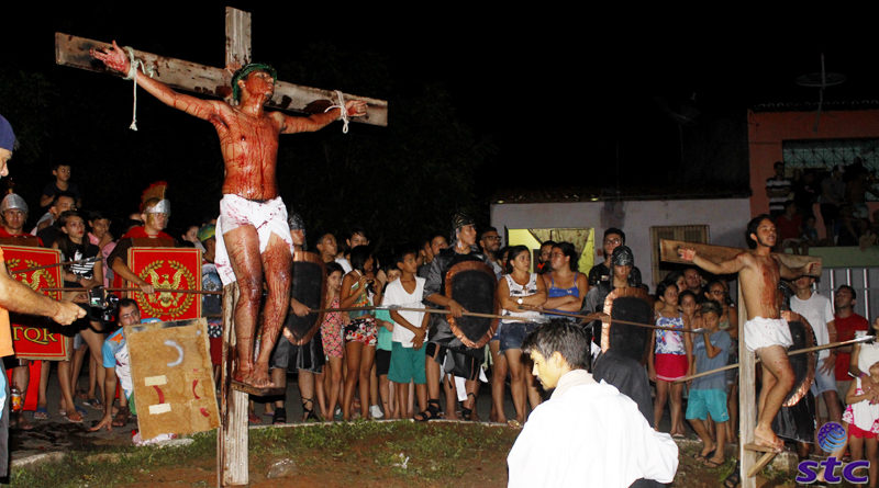 Encenação da Paixão de Cristo de Taperuaba