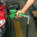 Gasolina no Ceará tem leve queda, mas segue a mais cara do Nordeste
