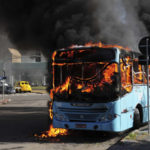 Três são presos suspeitos de participação em ataques a ônibus e prédios em Fortaleza e RMF
