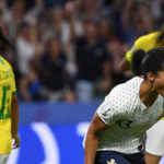 Brasil perde da França na prorrogação e cai nas oitavas da Copa do Mundo Feminina