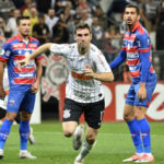 Fortaleza enfrenta Corinthians buscando fim de tabus pela Série A