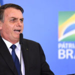 Bolsonaro veta suspensão de dívidas de clubes de futebol durante pandemia