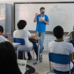 Ceará conta com 97,3 mil professores da educação básica; cadastrados serão vacinados contra Covid-19