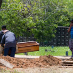 Número de auxílios-funeral concedidos em Fortaleza cresce 57,3% em 2020, durante pandemia