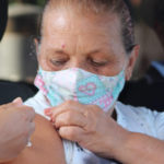 Quais municípios mais vacinam contra Covid-19 no Ceará? Veja o ritmo da imunização na sua cidade