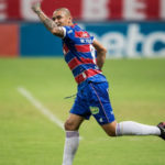 Fortaleza vence Sport na Arena Castelão e volta à liderança da Série A