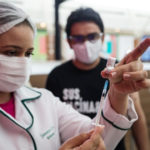 Média de vacinados por dia com 1ª dose é 3 vezes maior no Ceará após abertura para público geral