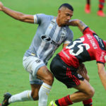 Ceará e Flamengo empatam em jogo movimentado na Arena Castelão