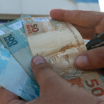 Caixa paga hoje 6ª parcela do auxílio emergencial para nascidos em maio; veja calendário