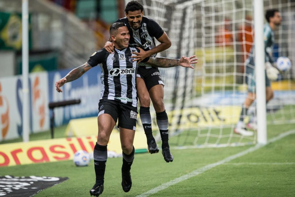 Internacional x Fortaleza: onde assistir e escalações do jogo pelo  Brasileirão - Placar - O futebol sem barreiras para você