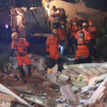 Prédio desaba e deixa uma pessoa morta e três feridas no Morro do Salgueiro
