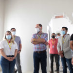 Prefeito Ivo Gomes visita obras de restauração da Igreja Menino Deus