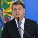 Bolsonaro autoriza aumento de 33% para piso salarial de professores