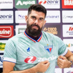 Fernando Miguel ressalta “orgulho de vestir a camisa do Fortaleza” durante apresentação no Pici