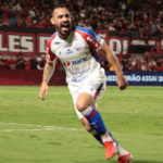 Fortaleza vence Atlético-GO com gol de Moisés e deixa lanterna da Série A