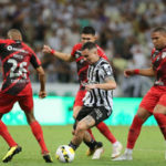Ceará empata com Athletico-PR na Arena Castelão e segue sem vencer no returno