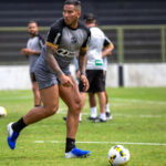 Após polêmica com torcedores, Ceará rescinde contrato do atacante Jael