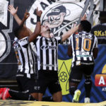 Ceará supera Santos no Castelão e vence a primeira no returno da Série A