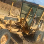 Estradas vicinais que dão acesso ao Distrito de Taperuaba estão sendo recuperadas