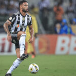 Jogos de hoje na TV: veja onde assistir e horário das partidas de sábado (1°)