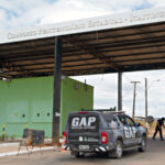 Presos de facções rivais brigam com ‘barras de ferro’ dentro de unidade prisional no CE