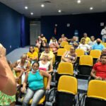 Prefeitura de Sobral reúne ambulantes para tratar sobre as vendas no Réveillon 2023