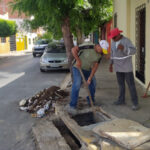 Prefeitura inicia operação de limpeza e desobstrução de bocas de lobo na cidade