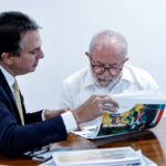Lula se reúne com Camilo após anúncio de suspensão das mudanças no Enem 2024