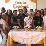 Casa da Economia Solidária realiza oficina de bolos para grupos solidários de gastronomia