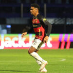 Jogos de hoje na TV: veja onde assistir e horário das partidas de futebol desta segunda (9)