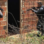 Policiais penais do Ceará se somam às buscas por fugitivos do presídio federal de Mossoró